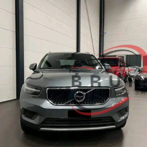 VOLVO XC40 T5 AWD Momentum Geartronic